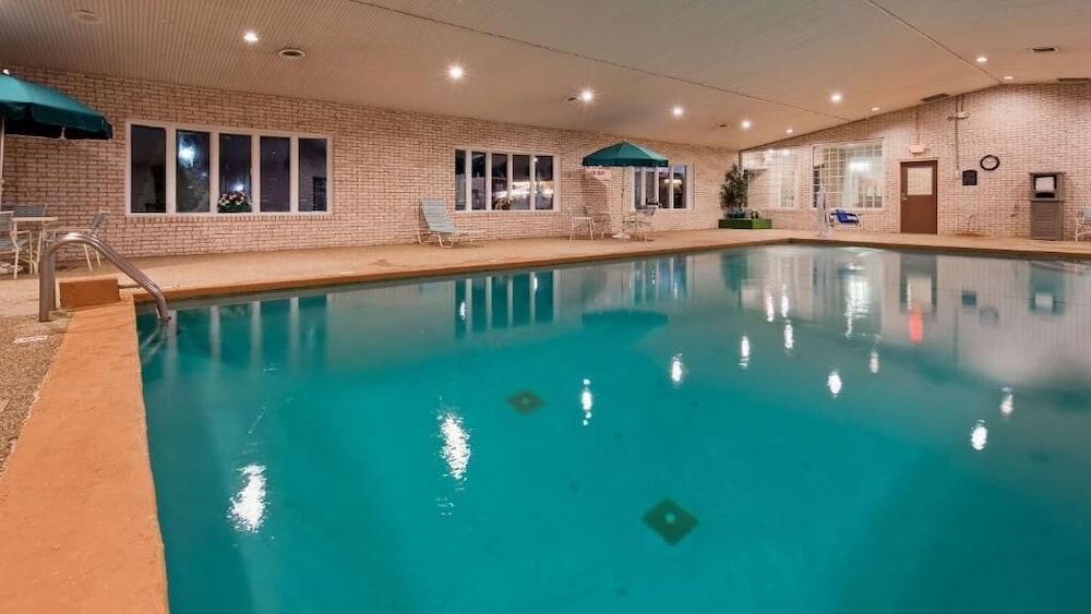 Days Inn By Wyndham Whitmore Lake Ann Arbor Brighton Екстер'єр фото