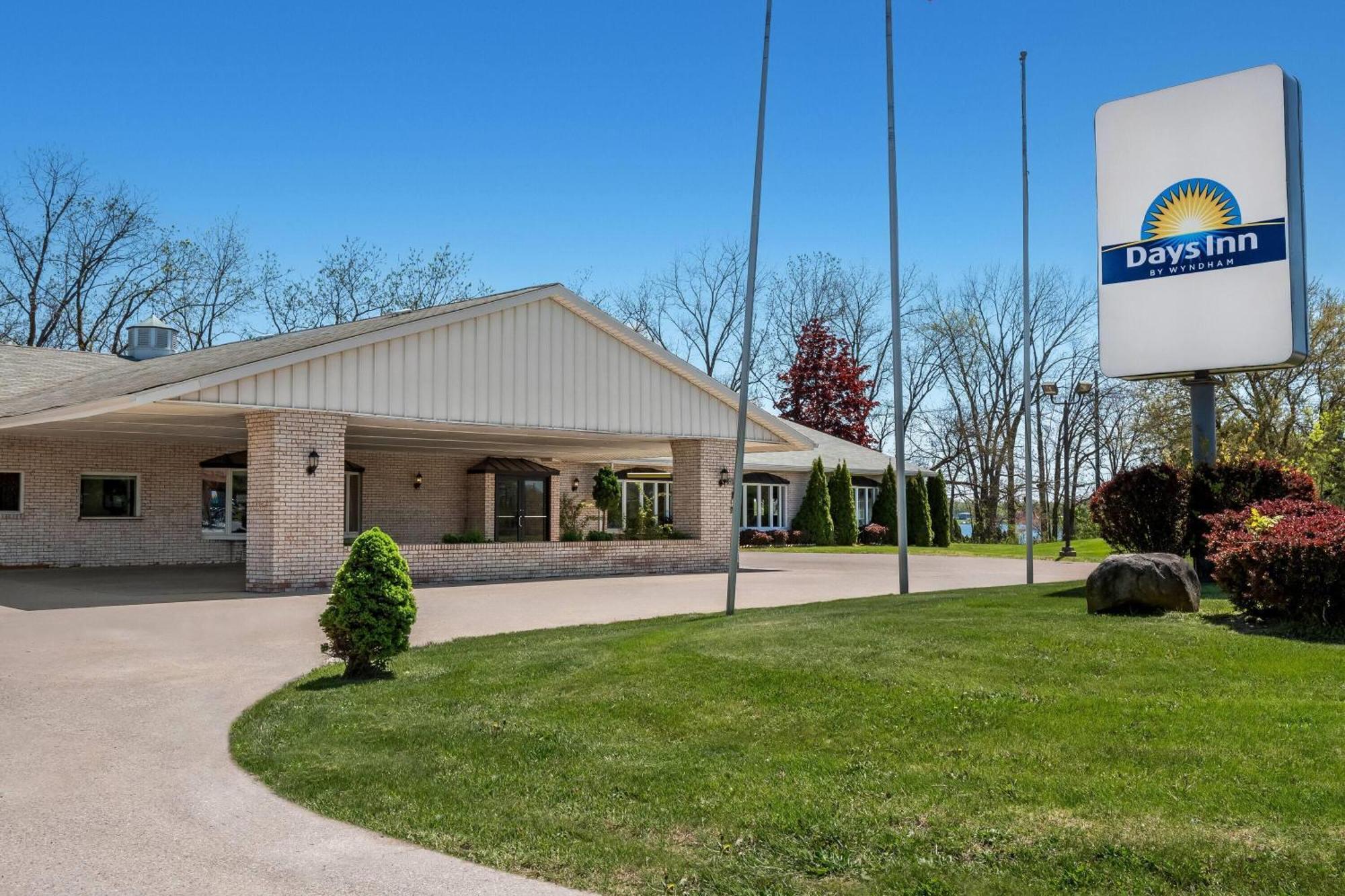 Days Inn By Wyndham Whitmore Lake Ann Arbor Brighton Екстер'єр фото